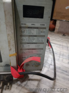 LG microwave oven in working condition. making some sound which can be repaired else everything working fine