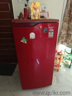 Selling good condition Samsung Fridge