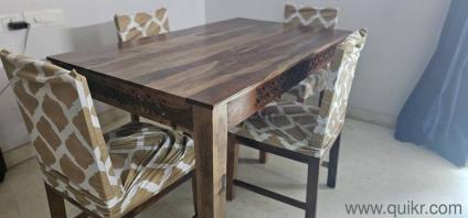 dining table almost like new