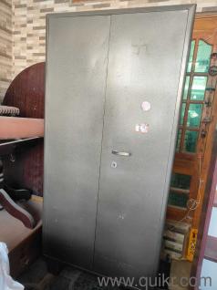 4 Items Iron Beeruva dinning dressing table storage diwan bed for sale