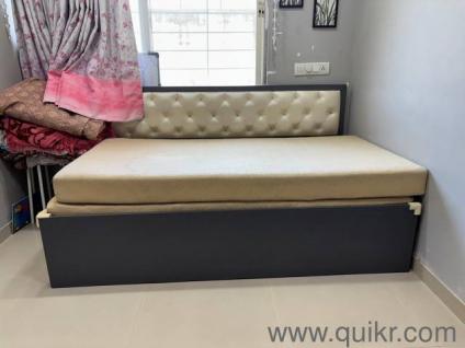 Sturdy expandable bed with mattress and storage