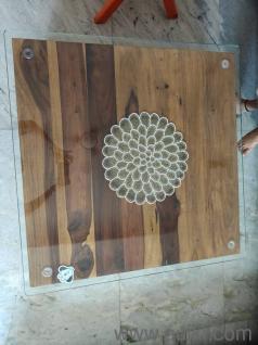 Coffee Table With Four Puffies