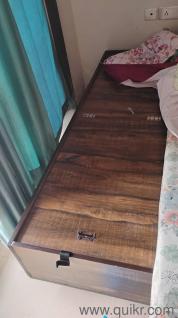 beds in A1 condition along with mattress 