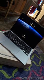 Macbook Air M4 (Excellent condition)
