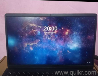 New! Dell DC15250 5-month light used laptop with remaining warranty of 6 month