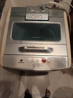 Samsung 6kg top load washing machine. Fully automatic. Working good 
