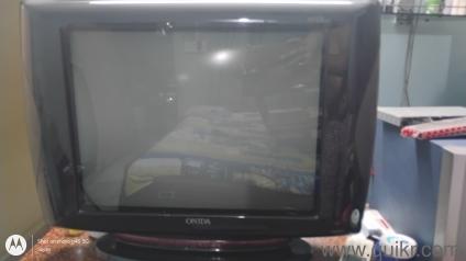 Onida box TV. 24 inch. Tv is working condition. HD set top box supported. Sound quality is good.