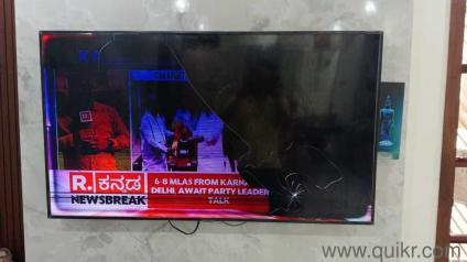 Samsung 55 inches Display issue. TV is switching on and motherboard is in good condition