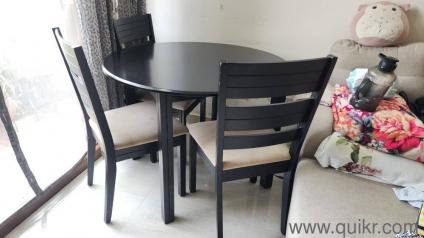 Sleek 4-Seater Round Dining Table Set