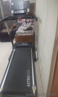 Trademill fitness equipment 