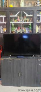 Samsung 42 inch Tv working good condition it's shows line problem