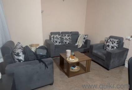 Sofa Set and Centre table