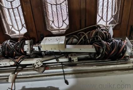 Extension boards / power stripsElectrical wires / cables (coiled)Plug tops (2-pin / 3-pin plugs)Old electrical fittings  (rod lights)