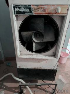 Big cooler for sale with stand