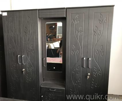 90x28x81x41x45 - 2 Cupboards + Dressing Table for Sale in Narhe Katraj Pune 