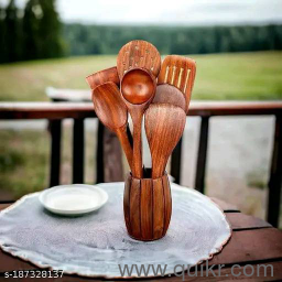kitchen set. (      7)