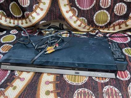Samsung DVD & CD Player with Remote  Fully Working