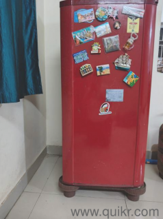 Fridge 180 liters in good working condition
