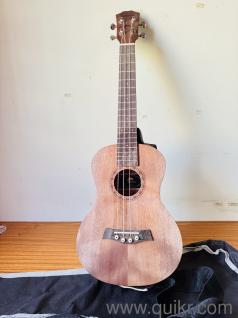 Musical instrument - Batking Tenor Ukulele Solid Top Mahogany 26 Inch
