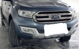 Ford Endeavour Titanium 3.2 4x4 AT - 2016