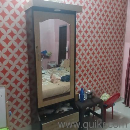 Dressing Table for Sell in Very Good Condition