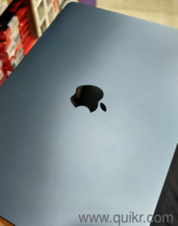 Macbook Air M3 (16/512)