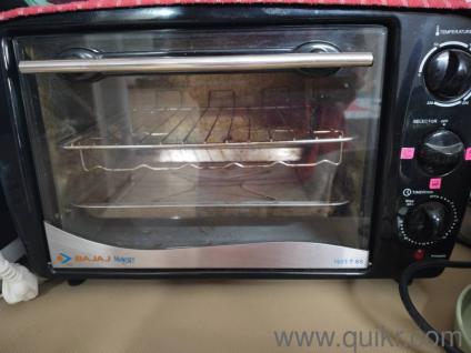 Bajaj Majesty Oven Grill for sale. it's gently used. with a capacity of 20 litres