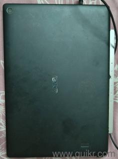 Acer Switch 10 2in1detachable laptop 