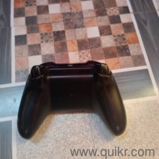 Xbox One with best condition all working with 37 games and one controller all good condition