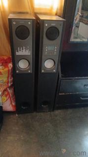 tower speakers set with 2 sub woofers