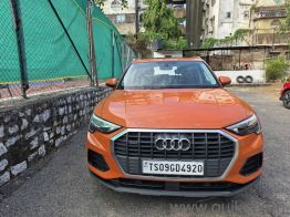 Audi Q3 30 TFSI Premium - 2023