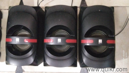 3 i ball , 1 Ahuja, 1 Phillips  total =5 speakers 
