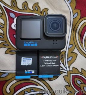 GoPro Hero 10 Black + Samsung 128GB High-Speed SD Card (Mint Condition)