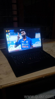Lenovo ThinkPad windows 11 running 