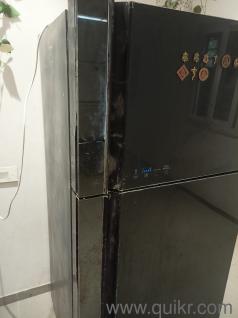 Hitachi 565 litres Refrigerator