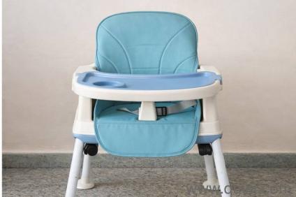 Tony Stark 3-in-1 Baby High Chair &ndash; Excellent Condition  Blue