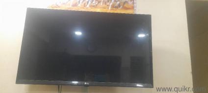 Lg 32 inch led TV used very gently ,less used for sale