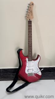 Yamaha PACIFICA012 Electric Guitar, Red Metallic