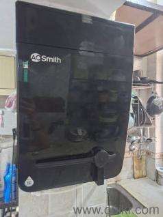 Only 8 months old, has non-stop water supply