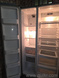 The LG GC-B217WLQ is a 581-litre side-by-side frost-free refrigerator