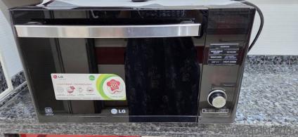 LG 32L Convection Microwave Oven MJ3281BPG