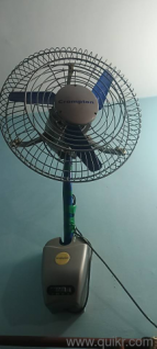 Crompton Wall Fan | Excellent Condition | Powerful Airflow