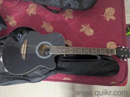 GC Acoustic guitar like new, barely used