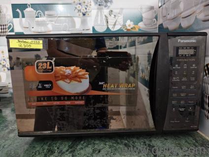 Panasonic 23L Convection Microwave Oven NN-CT353