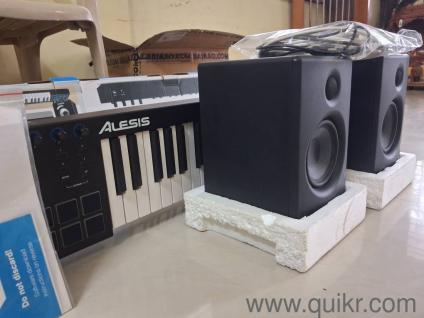 PreSonus Eris 4.5 + Alesis V49  Like New, Excellent Condition