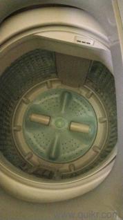 Samsung washing machine for sale looks like new one 