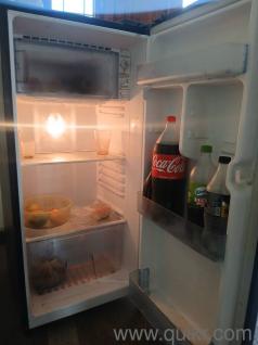 samsung fridge for sale 7000 good working condition