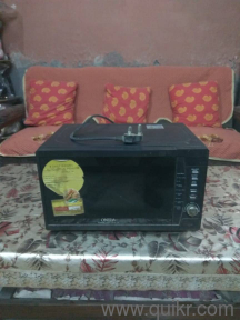 Onida microwave VERY LESS USED. Grab the deal..!