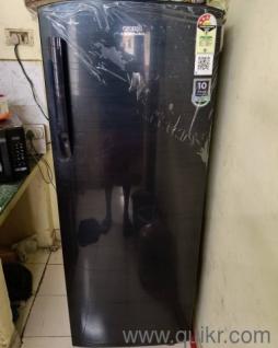 new fridge <2 month ..251 litre for sale croma