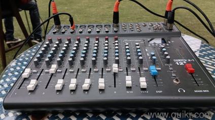 Studiomaster Club XS 12+ Mixer + Sennheiser Mic + 4 XLR Cables